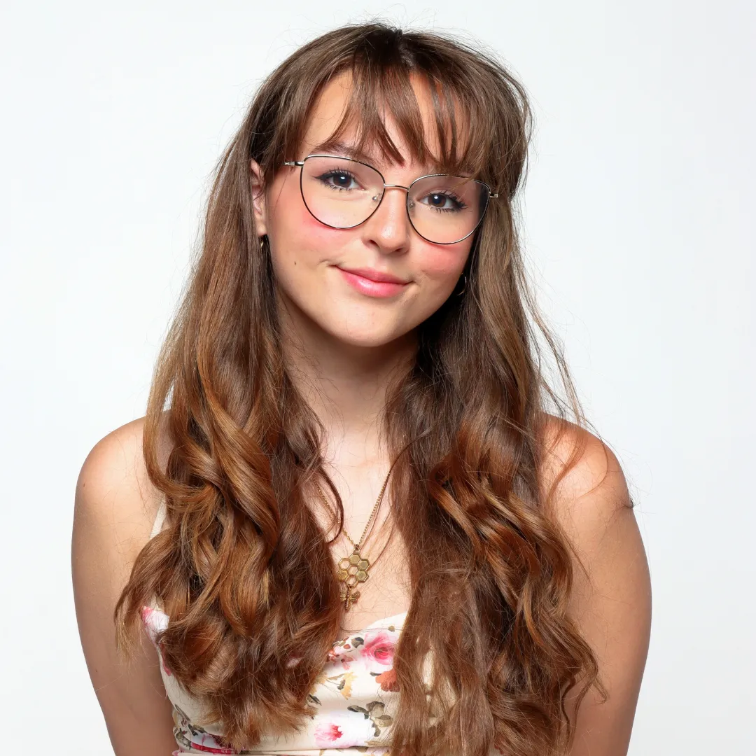 Savannah Navarrette 2025 Scholarship Savannah Navarrette